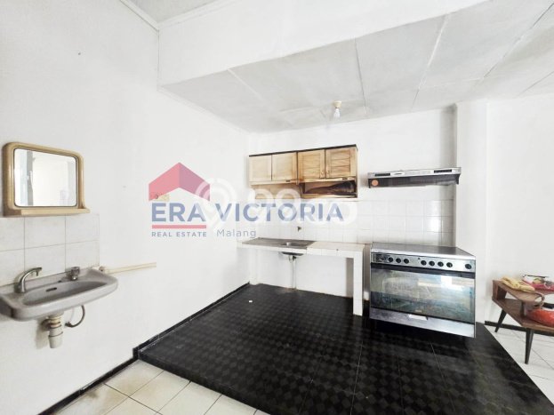 PILIHAN TEPAT! Rumah kawasan , 2 KM, Dekat Mall, LT 176m2m² Bangunan 140m2m² PILIHAN TEPAT! Rumah kawasan , 2 KM, Dekat Mall, LT 176m2m² Bangunan 140m2m²