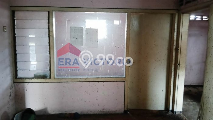 Unit Ruko Dijual di Malang LT 131m2 & LB 265m2 Unit Ruko Dijual di Malang LT 131m2 & LB 265m2