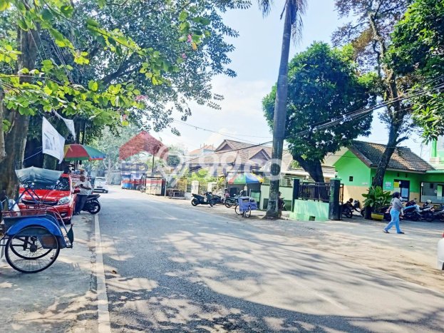 DIJUAL CEPAT! Rumah area Lowokwaru, Malang, Luas 308m2m² LB 200m2m² BISA KPR! DIJUAL CEPAT! Rumah area Lowokwaru, Malang, Luas 308m2m² LB 200m2m² BISA KPR!