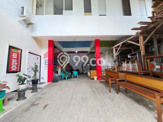 SPECIAL OFFER! Tersedia KPR Rumah Modern lokasi Blimbing, Malang, LT 162m2m² Bangunan 324m2m² SPECIAL OFFER! Tersedia KPR Rumah Modern lokasi Blimbing, Malang, LT 162m2m² Bangunan 324m2m²