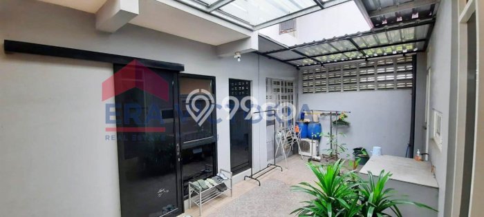Dijual Segera Rumah LT 222m2m² di Kawasan Residential Blimbing, Malang Dijual Segera Rumah LT 222m2m² di Kawasan Residential Blimbing, Malang