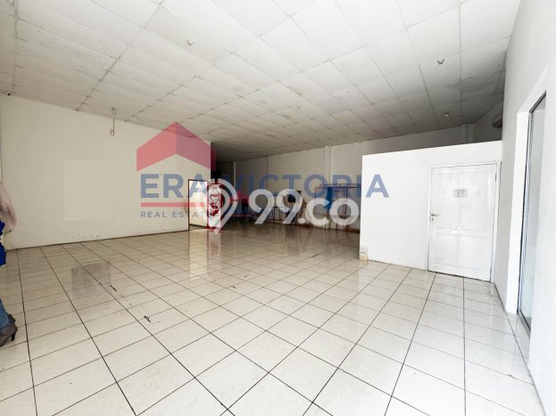 Ruko Kawasan Niaga Kawasan Klojen, Luas 385m2m², Siap Operasional Ruko Kawasan Niaga Kawasan Klojen, Luas 385m2m², Siap Operasional