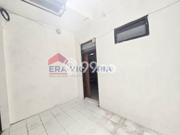 PILIHAN TEPAT! Rumah kawasan , 2 KM, Dekat Mall, LT 176m2m² Bangunan 140m2m² PILIHAN TEPAT! Rumah kawasan , 2 KM, Dekat Mall, LT 176m2m² Bangunan 140m2m²