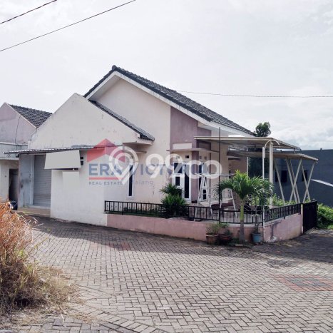 Rumah Impian dengan 2 Kamar Tidur di Kawasan Elite , Malang Rumah Impian dengan 2 Kamar Tidur di Kawasan Elite , Malang