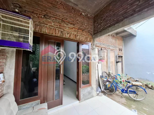 Rumah kawasan Pakisaji, Malang, LT 98m2m² LB 95m2m² Rumah kawasan Pakisaji, Malang, LT 98m2m² LB 95m2m²