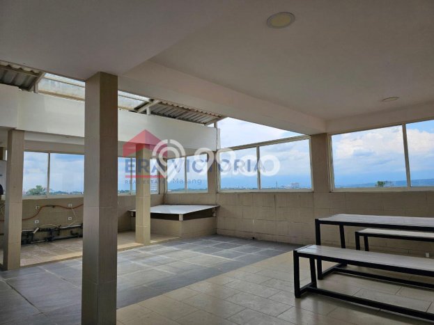 Rumah Mewah LB 1000m2 Siap Huni Desain Elegan di Dieng, Malang Rumah Mewah LB 1000m2 Siap Huni Desain Elegan di Dieng, Malang