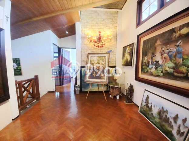 DIJUAL! Vila Kawasan , Area 1390m2m², Lokasi Strategis DIJUAL! Vila Kawasan , Area 1390m2m², Lokasi Strategis
