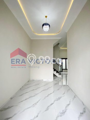 Rumah Nyaman 3 KT Luas Tanah 94m2m² di Blimbing, Malang Rumah Nyaman 3 KT Luas Tanah 94m2m² di Blimbing, Malang