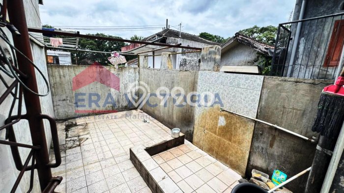 Siap Huni Rumah Mewah 21 Kamar di Klojen Dekat ke Mana Saja Siap Huni Rumah Mewah 21 Kamar di Klojen Dekat ke Mana Saja
