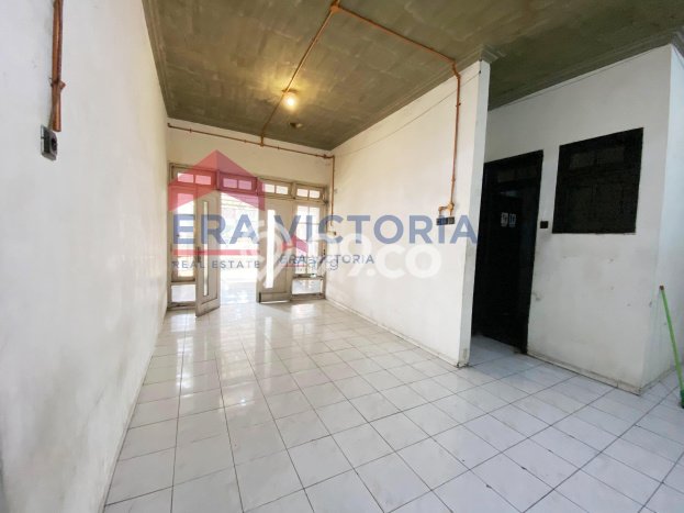 HARGA SPESIAL! Rumah Premium area , Malang, Luas 190m2m² LB 120m2m² Bisa Nego! HARGA SPESIAL! Rumah Premium area , Malang, Luas 190m2m² LB 120m2m² Bisa Nego!