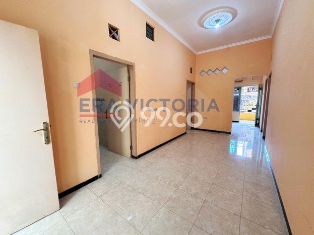 Rumah Strategis di Sukun, Akses ke Sukun, Malang, Malang - 3 KT Rumah Strategis di Sukun, Akses ke Sukun, Malang, Malang - 3 KT
