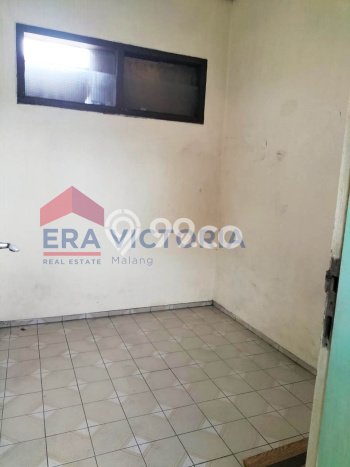 Disewakan! Rumah 5 Kamar Tidur &
2 Kamar Mandi di Gadang, Malang Disewakan! Rumah 5 Kamar Tidur &
2 Kamar Mandi di Gadang, Malang