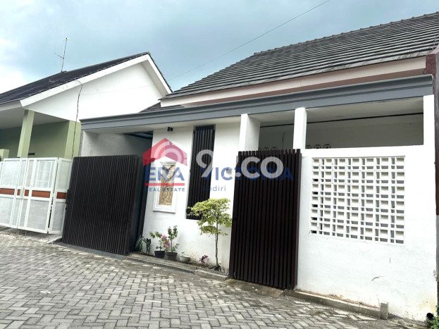 Rumah Strategis Banyakan, Kediri, LT 85m2m² Bangunan 85m2m² Rumah Strategis Banyakan, Kediri, LT 85m2m² Bangunan 85m2m²