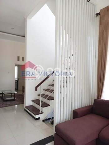 Ready to Use! Premium House LT 179m2 Desain Elegan di Tidar Ready to Use! Premium House LT 179m2 Desain Elegan di Tidar