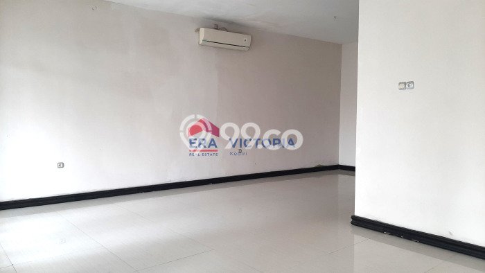 Ruko Strategis di Pare, Luas 600m2m², Area Bisnis, Dekat Pare, Kediri, Kediri Ruko Strategis di Pare, Luas 600m2m², Area Bisnis, Dekat Pare, Kediri, Kediri