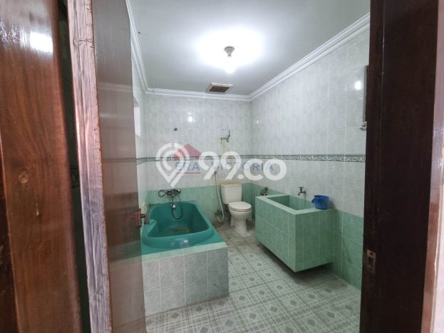 UNIT LANGKA! Rumah di , 2 KM, Pemandangan Indah, Luas 306m2m² Bangunan 360m2m² UNIT LANGKA! Rumah di , 2 KM, Pemandangan Indah, Luas 306m2m² Bangunan 360m2m²