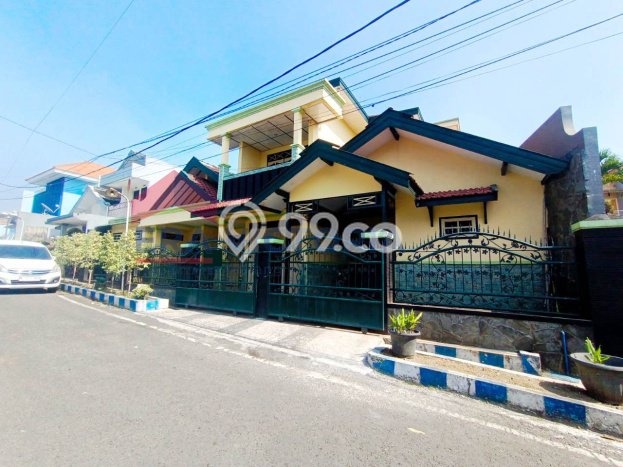 Rumah Asri di Lowokwaru, 3 KM, Lingkungan Strategis, LT 196m2m² LB 150m2m² Rumah Asri di Lowokwaru, 3 KM, Lingkungan Strategis, LT 196m2m² LB 150m2m²