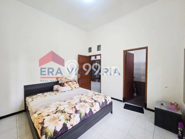 Rumah Mewah dengan 3 Kamar Tidur di Kawasan Elite , Malang Rumah Mewah dengan 3 Kamar Tidur di Kawasan Elite , Malang
