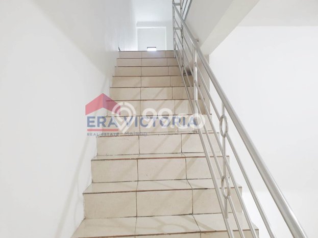 Ruko di , Luas 154m2m², Jalan Strategis, Siap Operasional Ruko di , Luas 154m2m², Jalan Strategis, Siap Operasional