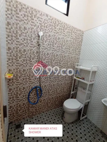 PROPERTI PILIHAN! Rumah di Gurah, Luas 180m2m² LB 288m2m² PROPERTI PILIHAN! Rumah di Gurah, Luas 180m2m² LB 288m2m²