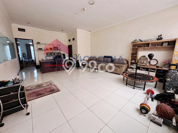 Hunian Cantik Minimalis Lb 400m2 di Blimbing, Malang Hunian Cantik Minimalis Lb 400m2 di Blimbing, Malang