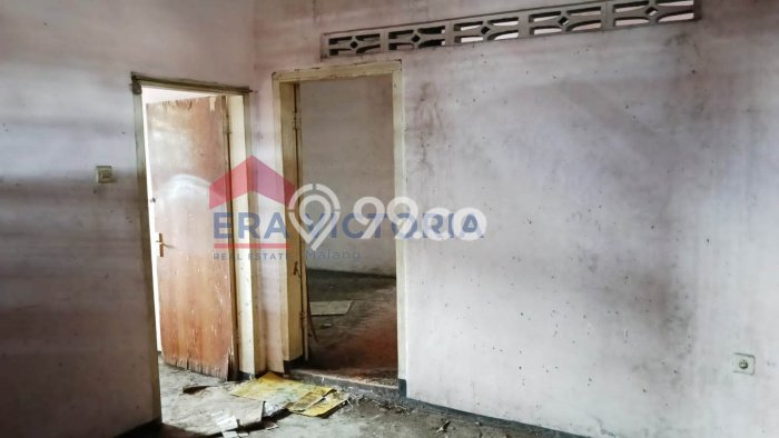 Unit Ruko Dijual di Malang LT 131m2 & LB 265m2 Unit Ruko Dijual di Malang LT 131m2 & LB 265m2