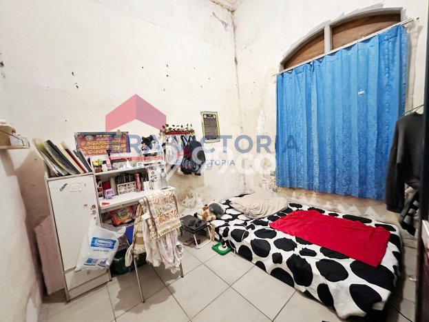 PENAWARAN TERBAIK! Rumah Strategis di Pakis, Luas 165m2m² Bangunan 36m2m² PENAWARAN TERBAIK! Rumah Strategis di Pakis, Luas 165m2m² Bangunan 36m2m²