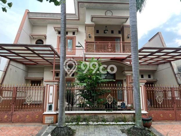 Rumah Mewah LB 400m2 Siap Huni Desain Elegan di Araya, Malang Rumah Mewah LB 400m2 Siap Huni Desain Elegan di Araya, Malang