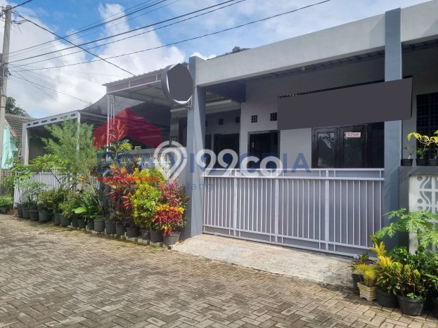 Rumah LT 147m2m² / LB 104m2m² di Kawasan Kedungkandang, Malang Rumah LT 147m2m² / LB 104m2m² di Kawasan Kedungkandang, Malang