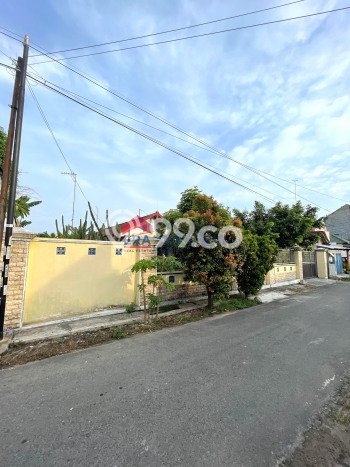 Rumah Nyaman 4 KT di Pare, Kediri - Luas Tanah 807m2m² Rumah Nyaman 4 KT di Pare, Kediri - Luas Tanah 807m2m²