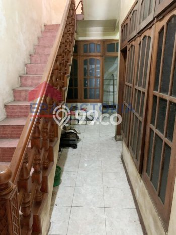 Unit Ruko Dijual di Malang LT 134m2 & LB 210m2 Unit Ruko Dijual di Malang LT 134m2 & LB 210m2