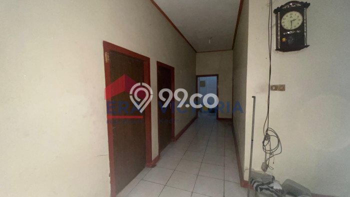 Rumah Lokasi Strategis di Kediri, Kediri, Luas 185m2m² Bangunan 130m2m² Rumah Lokasi Strategis di Kediri, Kediri, Luas 185m2m² Bangunan 130m2m²