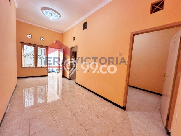 Rumah Strategis di Sukun, Akses ke Sukun, Malang, Malang - 3 KT Rumah Strategis di Sukun, Akses ke Sukun, Malang, Malang - 3 KT