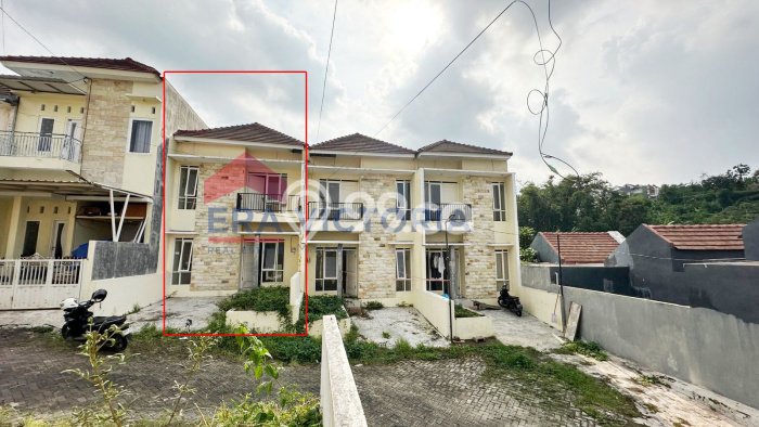 KESEMPATAN EMAS! Rumah di Dau, Malang, Luas 61m2m² LB 90m2m² KESEMPATAN EMAS! Rumah di Dau, Malang, Luas 61m2m² LB 90m2m²