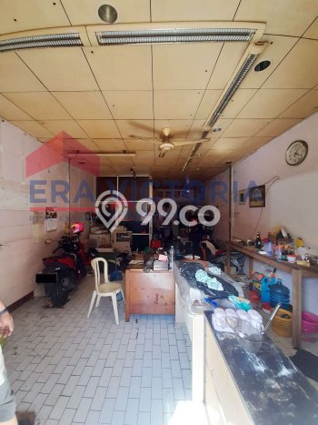 AREA KOMERSIAL! Ruko di , Luas 237m2m², Posisi Premium AREA KOMERSIAL! Ruko di , Luas 237m2m², Posisi Premium