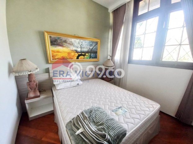 DIJUAL! Vila Kawasan , Area 1390m2m², Lokasi Strategis DIJUAL! Vila Kawasan , Area 1390m2m², Lokasi Strategis