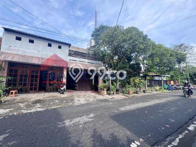 HOT DEAL! Dijual Rumah Premium di Klojen, Malang, Luas Tanah 489m2m² LB 600m2m² HOT DEAL! Dijual Rumah Premium di Klojen, Malang, Luas Tanah 489m2m² LB 600m2m²