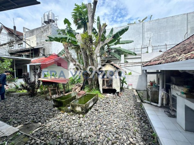Ready to Use! Luxury House LT 880m2 Desain Elegan di Malang Kota Ready to Use! Luxury House LT 880m2 Desain Elegan di Malang Kota