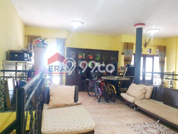 Rumah Strategis Modern Lb 250m2 di Singosari, Malang Rumah Strategis Modern Lb 250m2 di Singosari, Malang