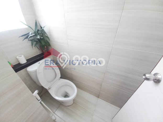 DIJUAL! Vila Kawasan , Area 1390m2m², Lokasi Strategis DIJUAL! Vila Kawasan , Area 1390m2m², Lokasi Strategis