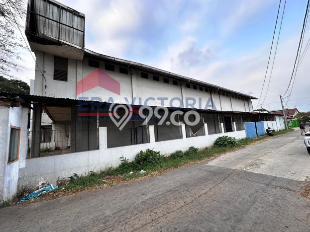 Disewakan Gudang Kawasan Blimbing, Luas 500m2m², Lokasi Komersial Disewakan Gudang Kawasan Blimbing, Luas 500m2m², Lokasi Komersial