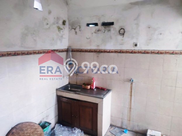 INVESTASI TEPAT! Rumah di Klojen, LT 206m2m² LB 153m2m² INVESTASI TEPAT! Rumah di Klojen, LT 206m2m² LB 153m2m²