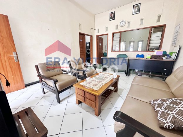 Dijual Cepat Rumah LB 230m2m² di Area Premium, Malang Dijual Cepat Rumah LB 230m2m² di Area Premium, Malang