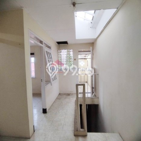 Disewakan! Rumah 5 Kamar Tidur &
2 Kamar Mandi di Araya, Malang Disewakan! Rumah 5 Kamar Tidur &
2 Kamar Mandi di Araya, Malang