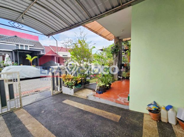 Disewakan! Rumah 2 Kamar Tidur &
1 Kamar Mandi di Tidar, Malang Disewakan! Rumah 2 Kamar Tidur &
1 Kamar Mandi di Tidar, Malang