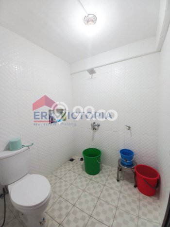 Rumah di Klojen, Dekat Pusat Kota, 1 KM, LT 265m2m² Bangunan 300m2m² Rumah di Klojen, Dekat Pusat Kota, 1 KM, LT 265m2m² Bangunan 300m2m²