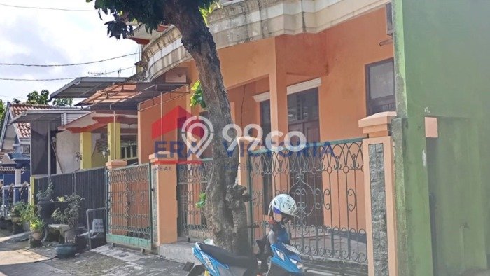 Rumah Berkualitas dengan Luas Tanah 91m2m² di Lingkungan Asri Pesantren, Kediri Rumah Berkualitas dengan Luas Tanah 91m2m² di Lingkungan Asri Pesantren, Kediri