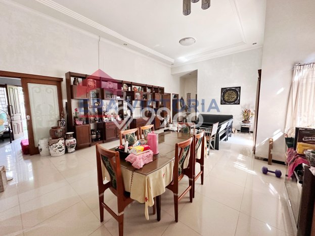 LISTING BARU! Rumah Premium di Lowokwaru, Luas 315m2m² Bangunan 180m2m² LISTING BARU! Rumah Premium di Lowokwaru, Luas 315m2m² Bangunan 180m2m²