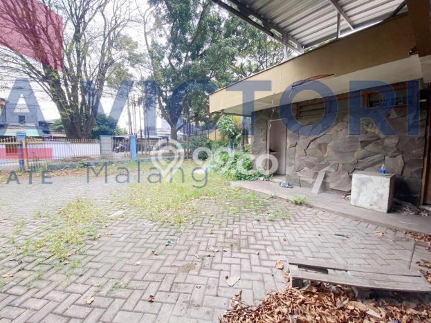 PRIME PROPERTY! Rumah di Blimbing, 6 KT, Area Premium, Luas 1019m2m² LB 1149m2m² PRIME PROPERTY! Rumah di Blimbing, 6 KT, Area Premium, Luas 1019m2m² LB 1149m2m²