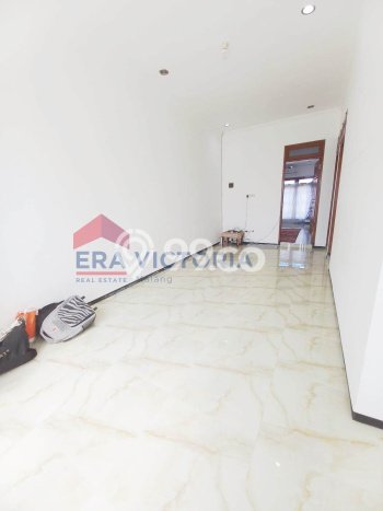 Rumah di Blimbing, Malang, Luas 84m2m² LB 141m2m² Rumah di Blimbing, Malang, Luas 84m2m² LB 141m2m²